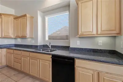 3817 Cackling Goose Drive, North Las Vegas, NV 89084 Kitchen
