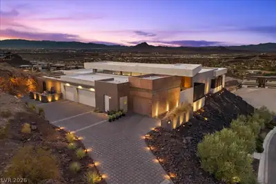 641 Dragon Peak Drive Henderson, NV 89012