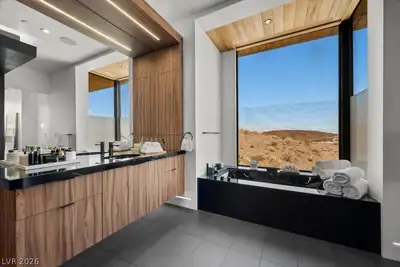 641 Dragon Peak Drive, Henderson, NV 89012 Primary Bathroom