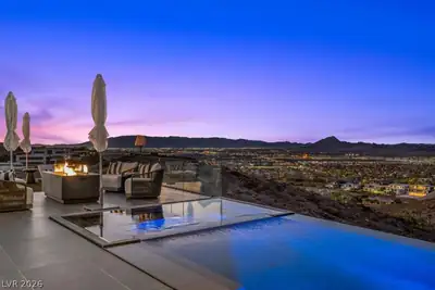 641 Dragon Peak Drive, Henderson, NV 89012 Patio