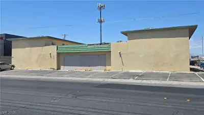 2405 McCarran Street North Las Vegas, NV 89030