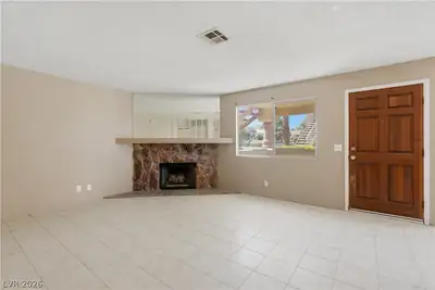 925 Sulphur Springs Lane 101 Living Room