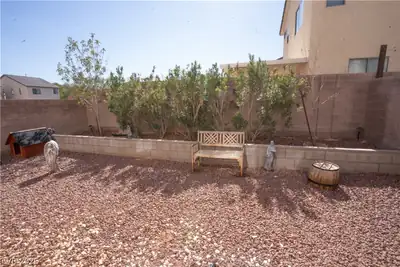 6251 Copper Light Street, North Las Vegas, NV 89081 Yard