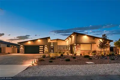 8310 West Camero Avenue, Las Vegas