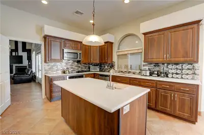 8345 Fairfield Avenue Kitchen