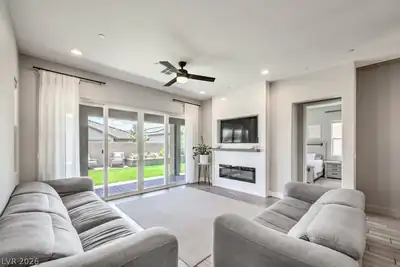 10937 Nicholas Jay Avenue, Las Vegas, NV 89166 Living Room