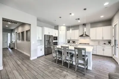 10937 Nicholas Jay Avenue, Las Vegas, NV 89166 Kitchen
