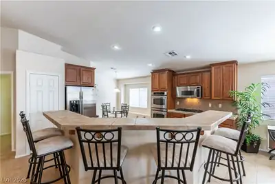 10720 Jubilee Mountain Avenue, Las Vegas, NV 89129 Kitchen