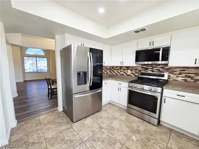 4028 Zapotec Way, Las Vegas, NV 89103 Kitchen