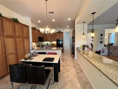 932 Viscanio Place Kitchen