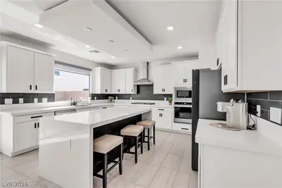 10122 Mystic Falls Drive, Las Vegas, NV 89141 Kitchen