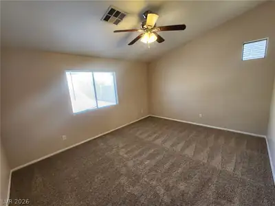 616 Seneca Ridge Avenue Bedroom