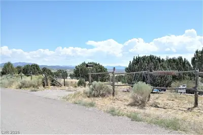 986 Bartolo Road, Pioche, NV 89043 Yard