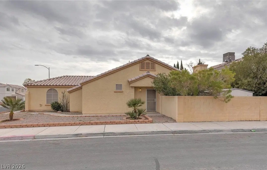 7225 Scenic Hills Drive