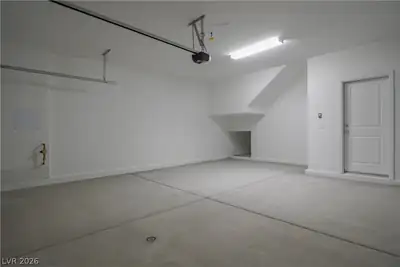 1478 Stellar Summit Street, Las Vegas, NV 89110 Garage