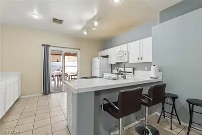 1855 Metallic Court, Las Vegas, NV 89183 Kitchen