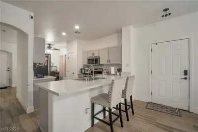 6388 Extreme Shear Avenue 103 Kitchen