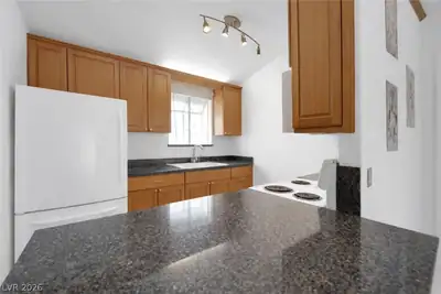 5330 Silvermist Court 202 Kitchen