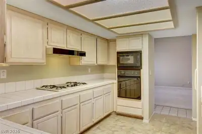 602 CERVANTES Drive, Henderson, NV 89014 Kitchen