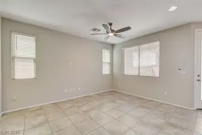 6366 Beavertail Pond Avenue, Las Vegas, NV 89122 Living Room