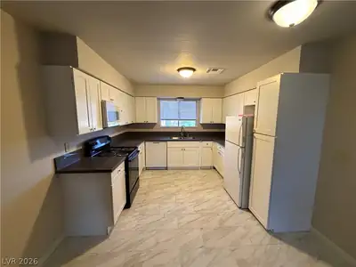 3417 Civic Center F, North Las Vegas, NV 89030 Kitchen
