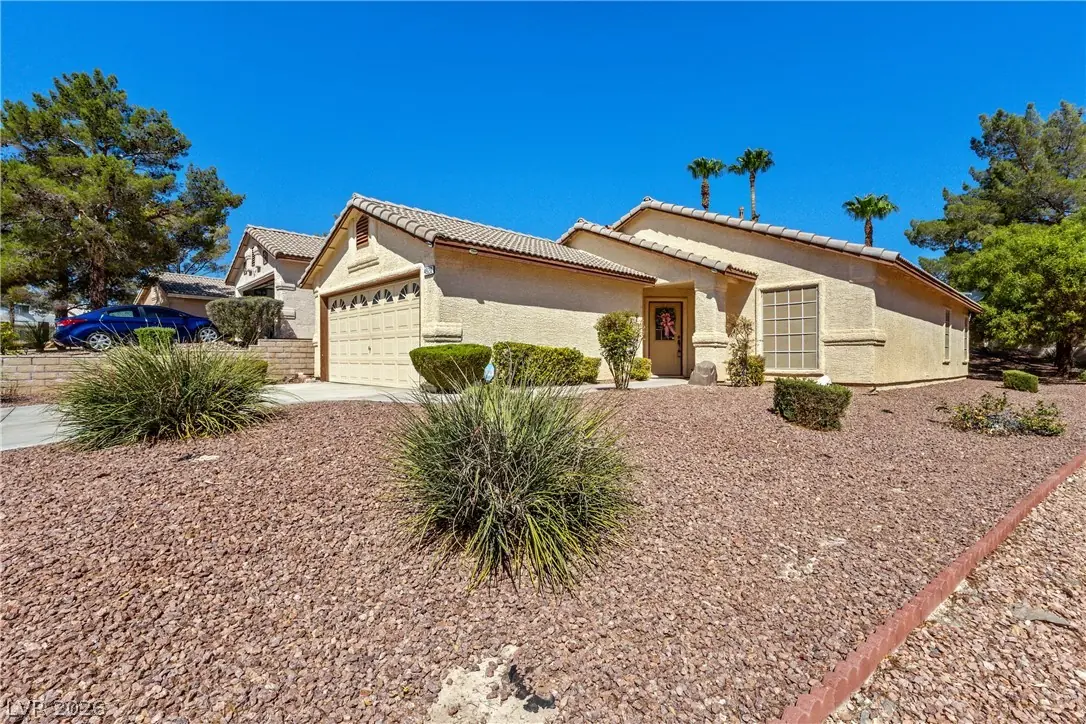 4920 Winterset Drive