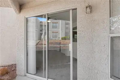 6800 LAKE MEAD Boulevard 1108 Patio