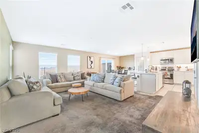 298 QUAIL FINCH Drive, Henderson, NV 89012 Living Room