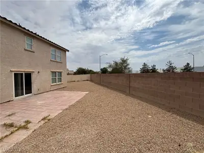 1729 Ronzard Avenue, North Las Vegas, NV 89032 Yard