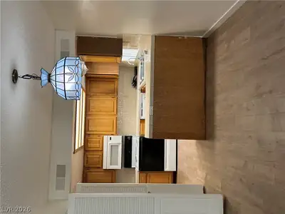 3280 DAYFLOWER Street C Kitchen