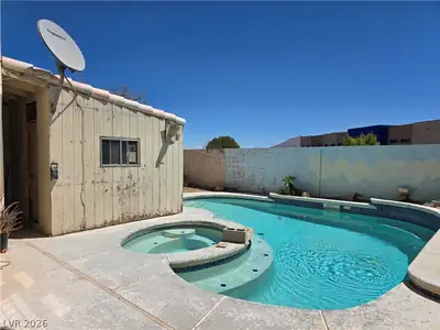 2042 Shannon Christine Drive, Las Vegas, NV 89104 