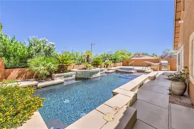 800 Royal Elm Lane, Las Vegas, NV 89144 Pool