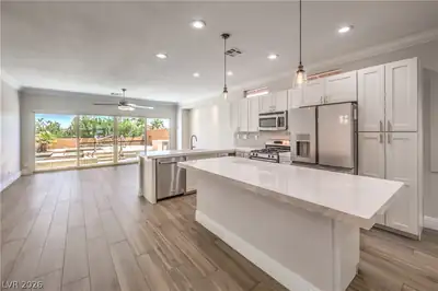 800 Royal Elm Lane, Las Vegas, NV 89144 Kitchen