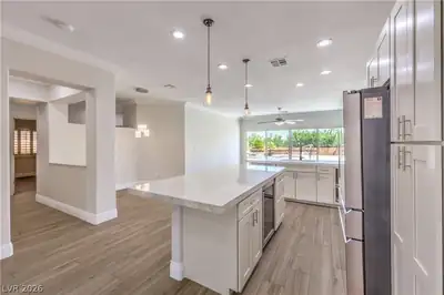 800 Royal Elm Lane, Las Vegas, NV 89144 Kitchen