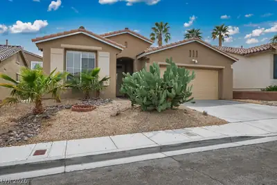 10513 Shanna Trellis Avenue, Las Vegas
