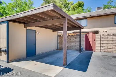 6156 Meadow Vista Lane Parking