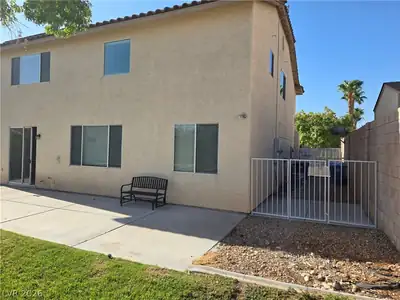 8350 Sterling Harbor Court, Las Vegas, NV 89117 Back of Structure