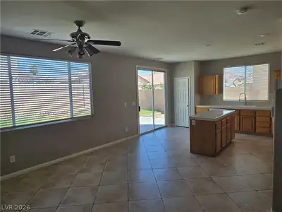 8350 Sterling Harbor Court, Las Vegas, NV 89117 Kitchen