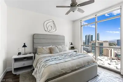 200 West Sahara Avenue 2506 Bedroom