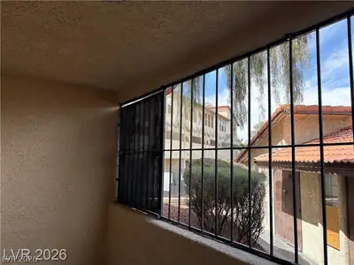 2080 Karen Avenue 17 Patio