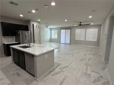 6727 Traveling Palmer Street, North Las Vegas, NV 89086 Kitchen