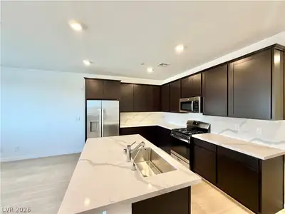 1502 Eva Crossing Place, Henderson, NV 89002 Kitchen