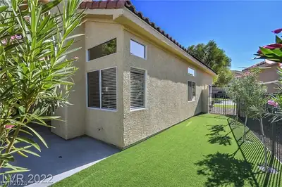 1795 Lily Pond Circle, Henderson, NV 89012 Yard