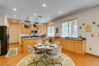 2578 Cornerbrook Circle, Henderson, NV 89052 Kitchen