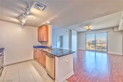 200 Sahara Avenue 2507 