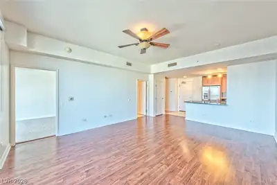 200 Sahara Avenue 2507 