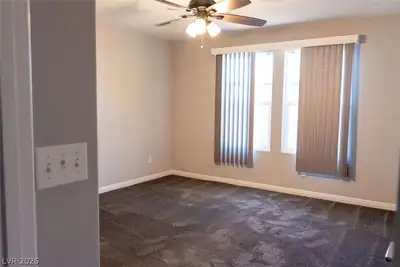 3896 East Garfield Drive Bedroom