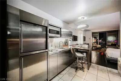 4381 West Flamingo Road 912 Kitchen
