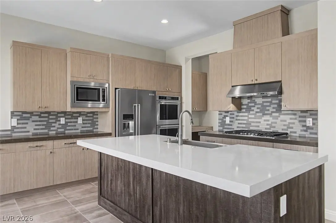 9868 Gemstone Sunset Avenue, Las Vegas, NV 89148