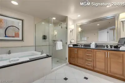 125 East Harmon Avenue 2015 Primary Bathroom